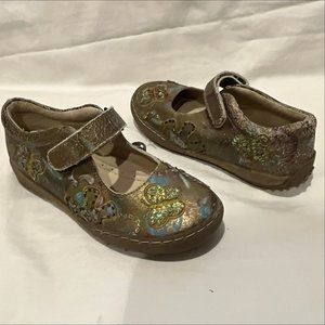 NWOB Primigi Sequined Mary Jane Shoes, sz 34 (2 US)